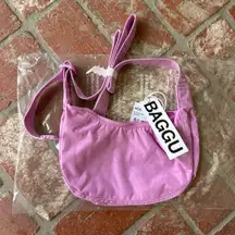 NWT Peony Baggu Crossbody Bag