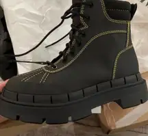 NWT  lug sole boots