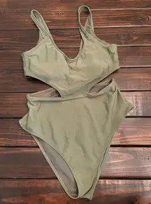 Aerie One Piece Cut Out Swimsuit Olive Green Size Large Excellent Like New