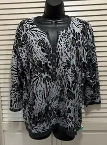 Cathy Daniel's Black/Gray Tiger Sweater Round Buttons 3/4 Sleeve Size‎ L Ribbed