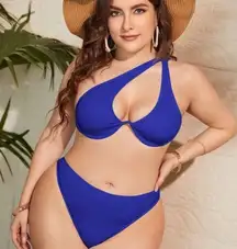SHEIN Blue Asymmetrical Bikini Set