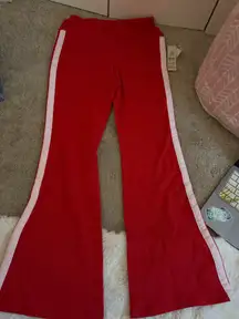 no boundaries pink and red flare leggings