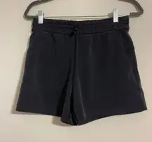 Lululemon Black Softstreme High-Rise Shorts Women's Size 6 Relaxed Fit
