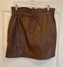Brown Faux Leather‎ Paperbag Waist Mini Skirt with Pockets, Casual Chic
