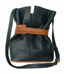 J.P. Ourse Madison Avenue Leather Bucket Bag Black Tan Shoulder Purse EUC