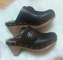 Lucky Brand Leather Heeled Clogs