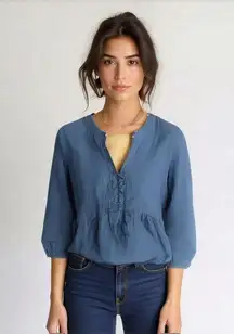 Cozy Casual 3/4 sleeve high low top. Small. NWT