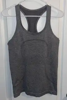 LULULEMON Swiftly Tech Racerback‎ Tank Top Sz 6 Charcoal Gray