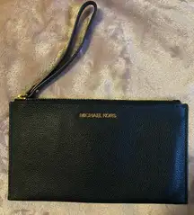 Wristlet Purse