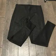 SOFT SURROUNDINGS Black Snake print Leggings Size S, Chic Trendy Essential