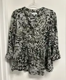 New Directions Black Olive and Gray Animal Print Tunic