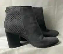 AMERICAN EAGLE WOMENS SIZE 10 GRAY SUEDE LIKE  ANKLE BOOT BACK ZIPPER 4”HEEL