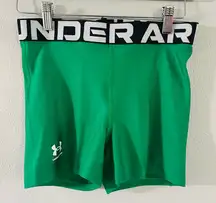 Under Armour Women's Green Shorty 3" Compression shorts. Size S