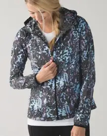 Lululemon Back Pack It Jacket. Size 6. Excellent Used Condition.