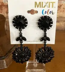 Mixit NWT black rhinestone dangle earrings flower design