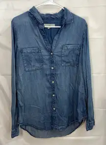 Thread & Supply women's blue denim lightweight medium wash button pocket shirt L