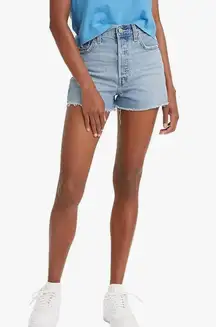 Levi’s Ribcage Shorts