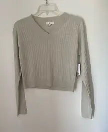 NWT BP gray ribbed v neck sweater L