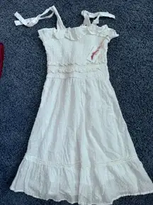 Jessica Simpson White Dress