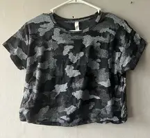 Lululemon Black and Grey Camo Cates Tees Size 6