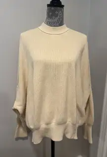 Free People Women’s Sz: S Oversized Cream Sweater Slouchy Tunic Mock Neck.