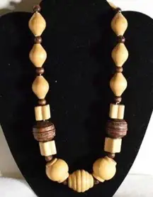 Boho Vintage Carved Two Tone Chunky Wood Bead Round Sping Clasp Necklace