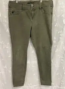 Women’s Torrid Denim Jeans We Swear By The Fit Olive Green Sz 18R EUC