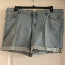 Size 16 Lightwash Denim Shorts Jeans Boyfriend Style