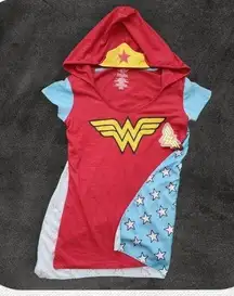 🆕️ Wonder Woman Top, Women's Medium [NWT!]