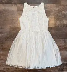 Emerald Sundae White Short Dress With Keyhole Back and High Neckline Size 9