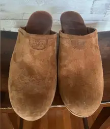 UGG Abbie Studded Suede Platform Clogs in size 9