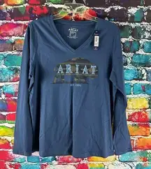 NWT Ariat Real Chest Logo Buffalo Graphic Long Sleeve V-neck Tee T-Shirt Medium