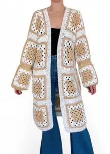 Vintage Handmade Beige White Granny Square Crochet Open Cardigan