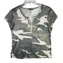 Venus Camo Pocket Top Womens L Green Gray Camouflage Tee Shimmer Gleaming Sheen