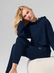 Alo Hoodie Yoga Muse