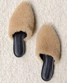 (205) Jenni Kayne Shearling Mule in Natural