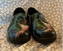 Crocs Women’s Neria Pro II Graphic Clogs Size 6 Work Shoes Dual Comfort