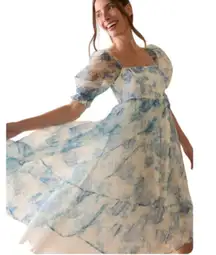NWT Francesca’s Coloection Blue Floral Organza Midi Dress large