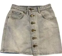 Billabong Light Denim Mini Skirt Size 25 Full Button Down and Front/Back Pockets