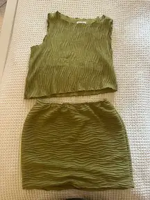 Revolve Set Two-Piece superdown