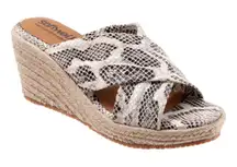 Soft Walk Sandals Size 7.5 Halsey Leather Cross Band Wedges Animal Print