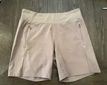 Columbia Women's Beige tan khaki Shorts size medium