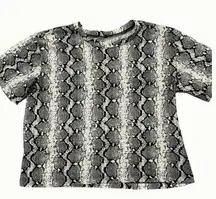 Hollister  Black White Snake Print Short Sleeve Tee Size Small S Closet Staple