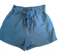 Women's Paperbag Waist Tie-Front Shorts Size M Casual Hem & Thread