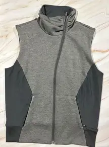 vest size M