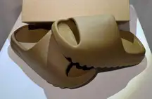 Yeezy Slides Adidas Ochre Brown 6