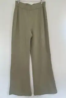 St. John Collection Santana knit pastel green pants trousers