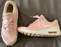 Nike Baby pink  Air Max