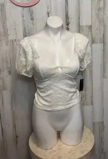 No Boundaries White Lace Puff Sleeve Top | Keyhole Front Stretchy Fitted Blouse