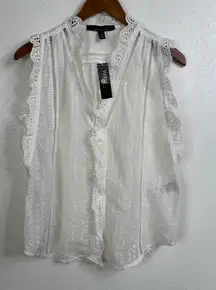 White House Black Market NWT White Eyelet Tank Top Size Small